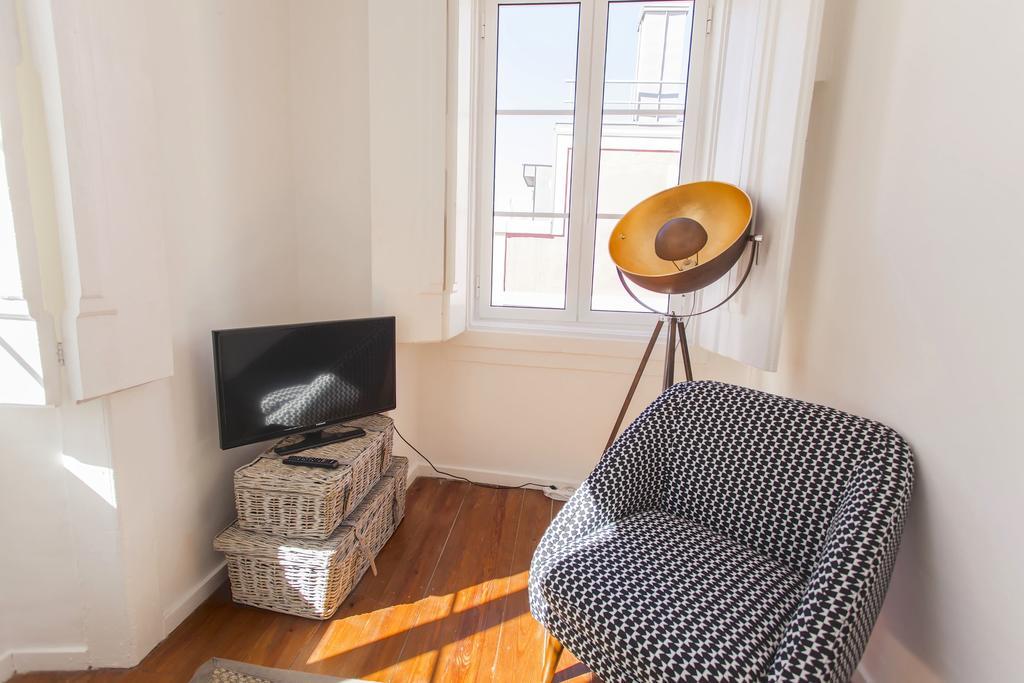 Lovelystay - Cosy Bairro Alto Duplex Apartamento *